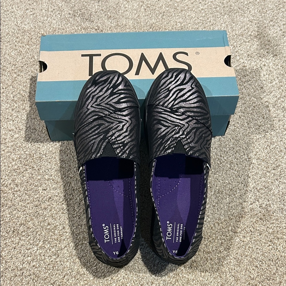 TOMS Black and Gray Zebra Flats